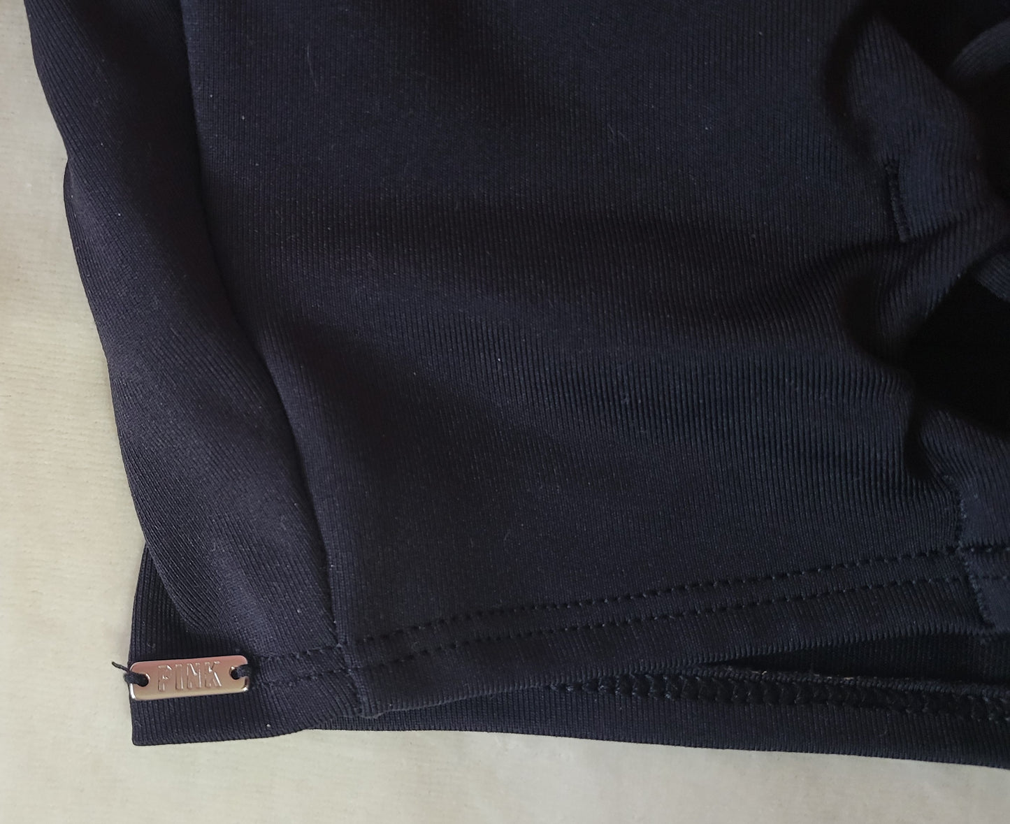 Strappy open back cropped tank top