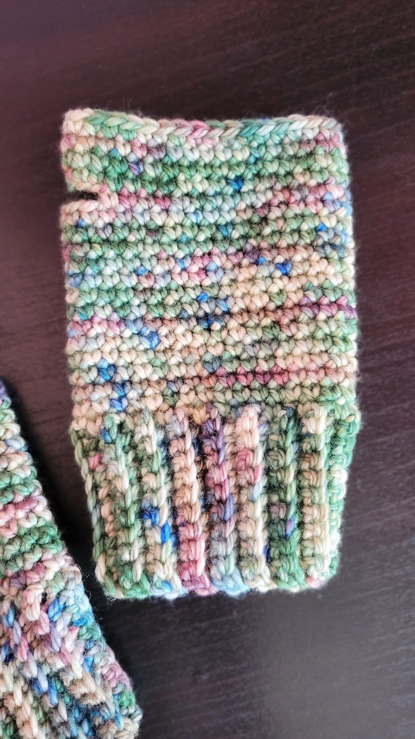 Mosaic fingerless gloves