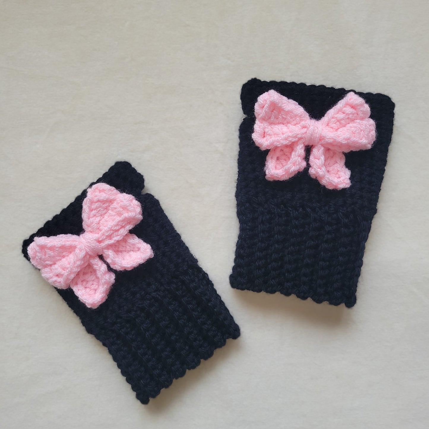 Bubblegum Bows glovies